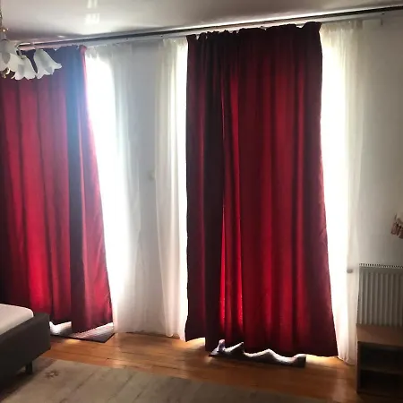 R31 - Victor Hugo Bam *