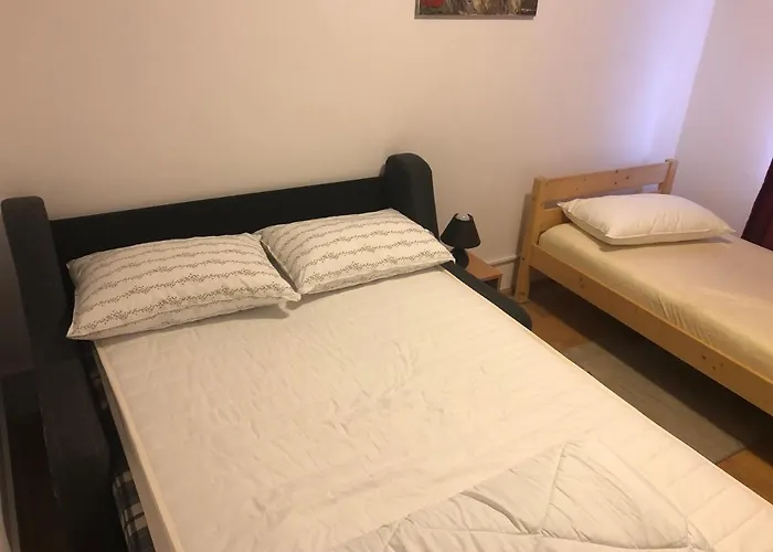 מלון R31 - Victor Hugo Bam *