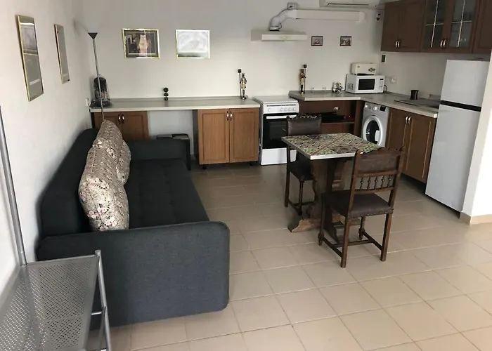 R31 - Victor Hugo Bam * Timişoara