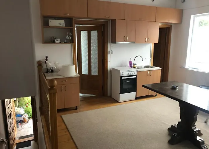 R31 - Victor Hugo Bam Hotel *